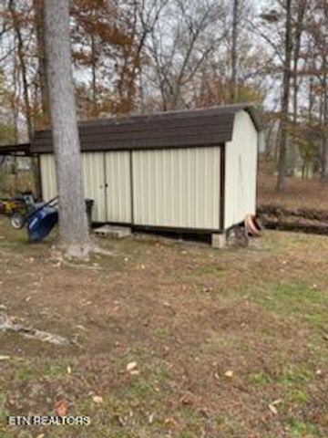 151 Walls Hollow Rd, Oliver Springs, TN 37840