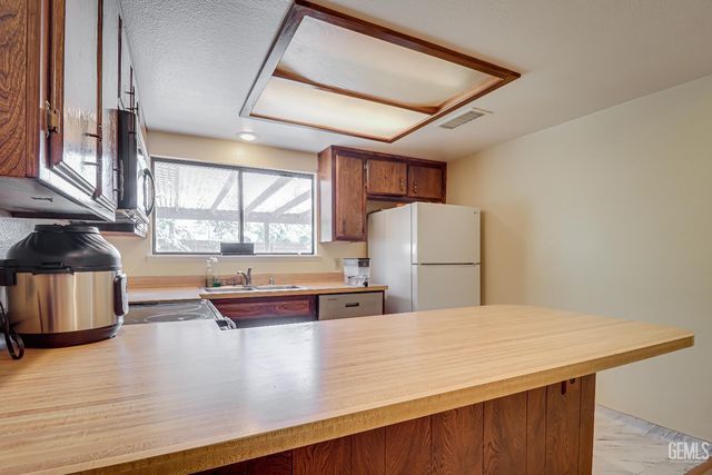 6901 Shelby Loop, Bakersfield, CA 93309