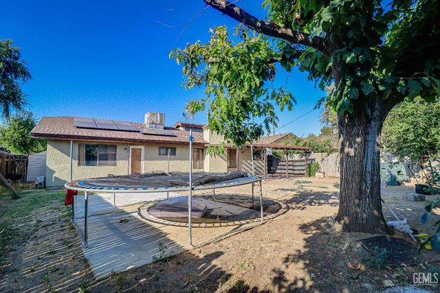 6901 Shelby Loop, Bakersfield, CA 93309