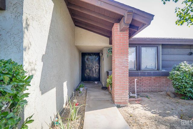 6901 Shelby Loop, Bakersfield, CA 93309