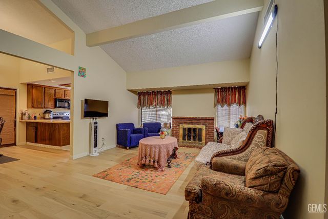 6901 Shelby Loop, Bakersfield, CA 93309