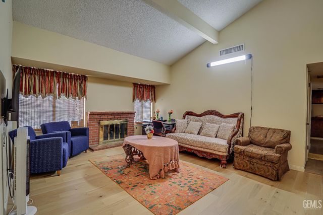 6901 Shelby Loop, Bakersfield, CA 93309