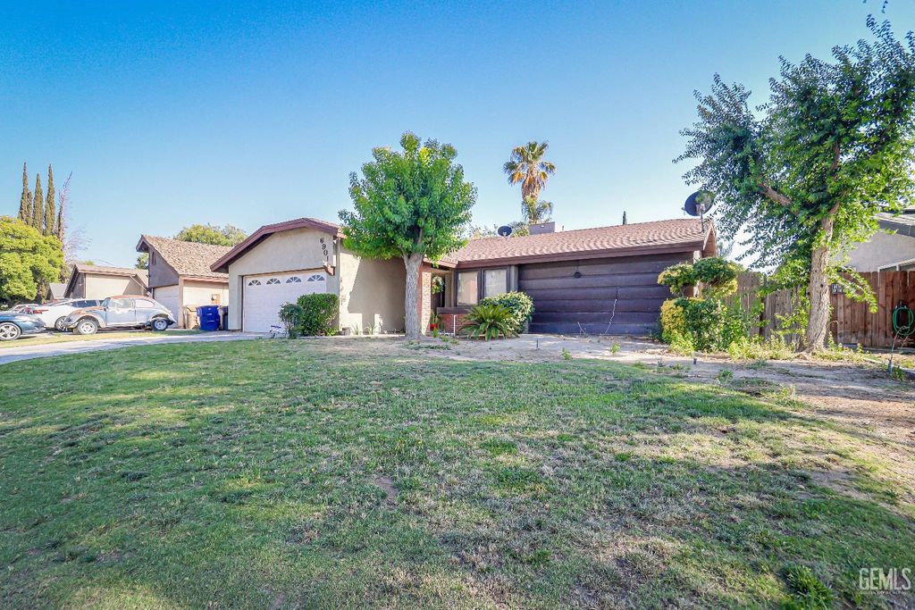 6901 Shelby Loop, Bakersfield, CA 93309