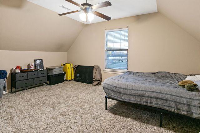 6136 Knoll View, Rogers, AR 72758