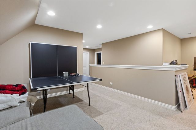 6136 Knoll View, Rogers, AR 72758