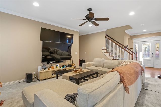 6136 Knoll View, Rogers, AR 72758