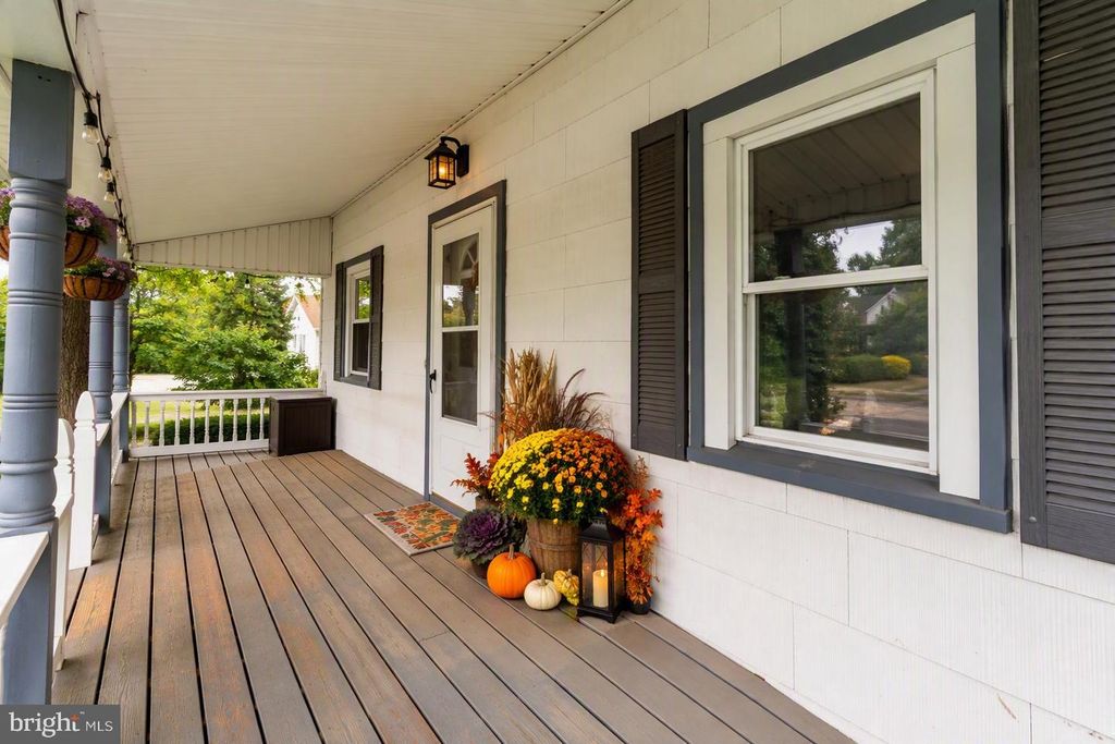 2125 HAVERFORD RD, ARDMORE, PA 19003 — exterior