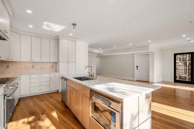 34 Vinton Street 1, Boston, MA 02127