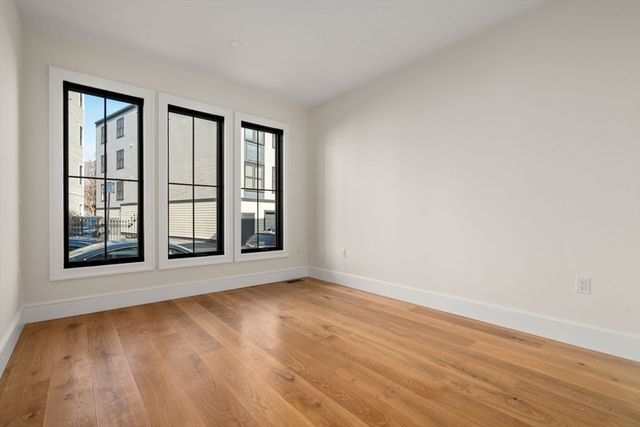 34 Vinton Street 1, Boston, MA 02127