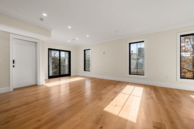 34 Vinton Street 1, Boston, MA 02127