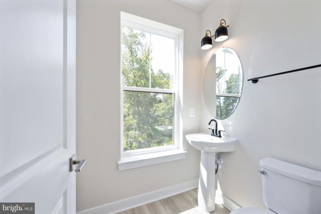 44581 STRABANE TER, Ashburn, VA 20147