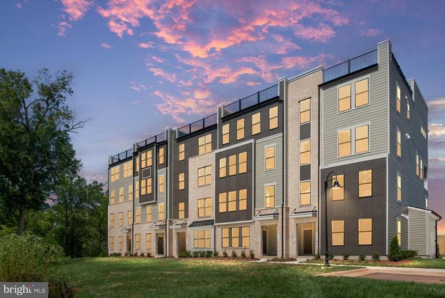 44581 STRABANE TER, Ashburn, VA 20147