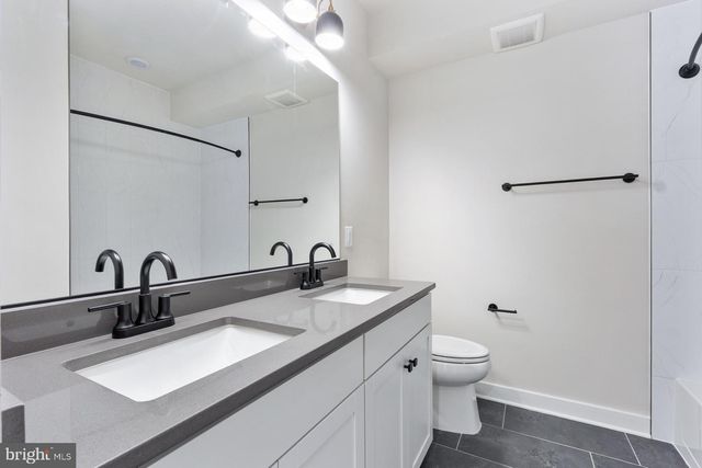 44581 STRABANE TER, Ashburn, VA 20147