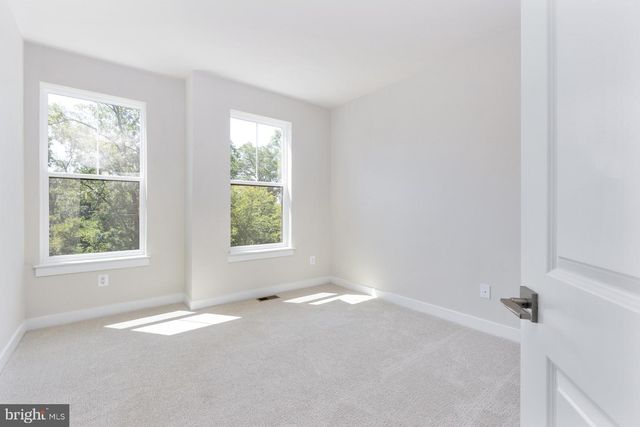 44581 STRABANE TER, Ashburn, VA 20147