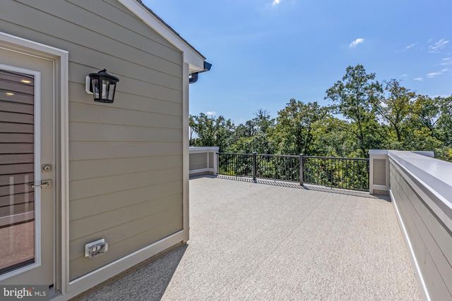 44581 STRABANE TER, Ashburn, VA 20147