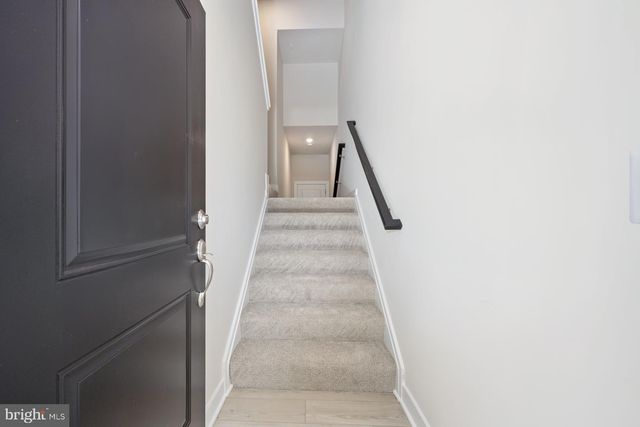 44581 STRABANE TER, Ashburn, VA 20147