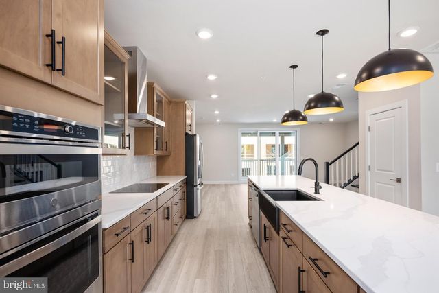 44581 STRABANE TER, Ashburn, VA 20147