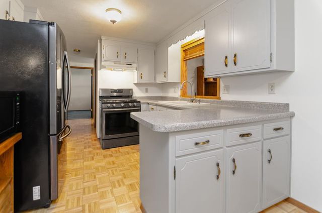 1491 COMMANCHE AVENUE, Green Bay, WI 54313