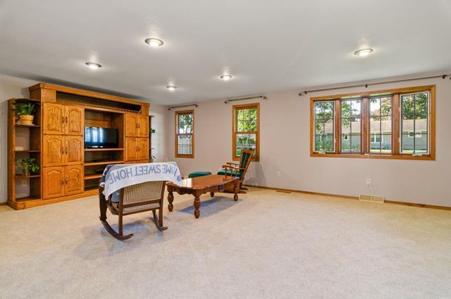 1491 COMMANCHE AVENUE, Green Bay, WI 54313