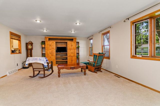 1491 COMMANCHE AVENUE, Green Bay, WI 54313