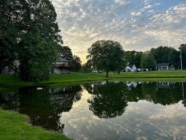 91 Grand Village Court 34, Grandville, MI 49418