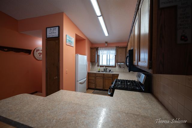 91 Grand Village Court 34, Grandville, MI 49418