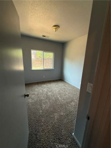 3025 Bea, Merced, CA 95348
