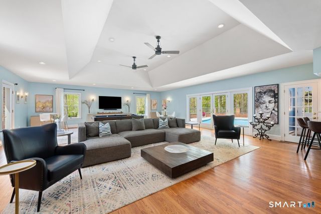 20 Cherry Lane, Wilton, CT 06897