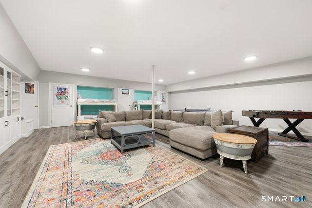 20 Cherry Lane, Wilton, CT 06897