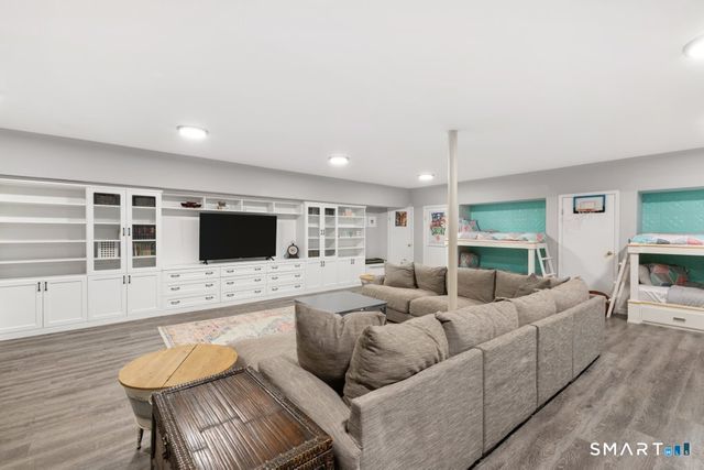 20 Cherry Lane, Wilton, CT 06897