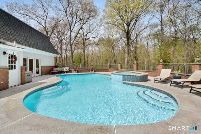 20 Cherry Lane, Wilton, CT 06897