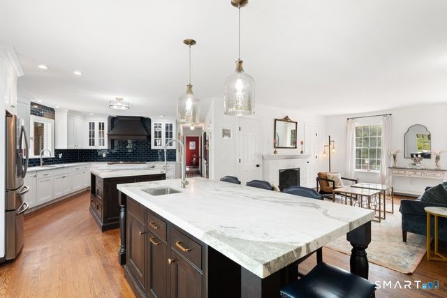 20 Cherry Lane, Wilton, CT 06897
