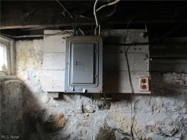 14831 Calaboone Road, Doylestown, OH 44230