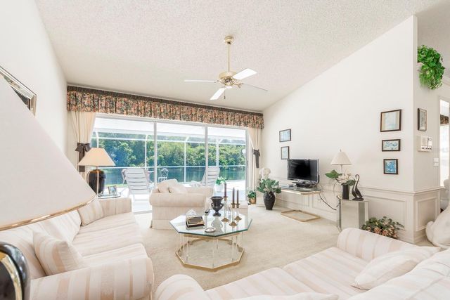 3048 JODI LANE, Palm Harbor, FL 34684