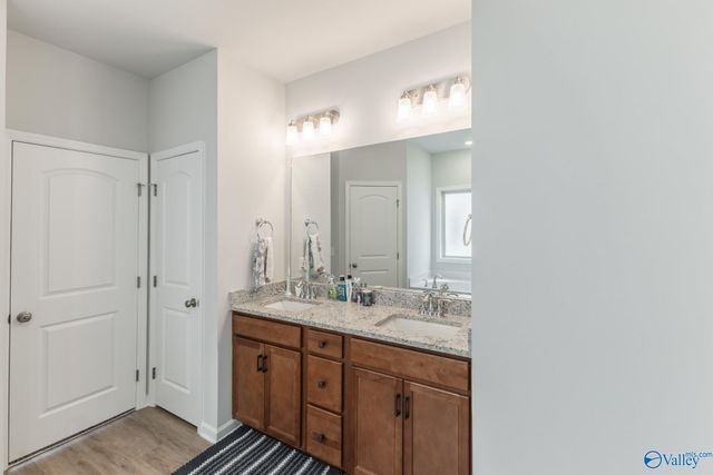 111 Ranna Drive, Huntsville, AL 35811