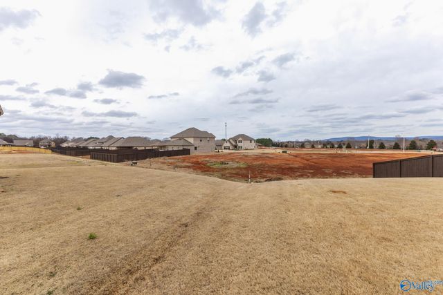 111 Ranna Drive, Huntsville, AL 35811