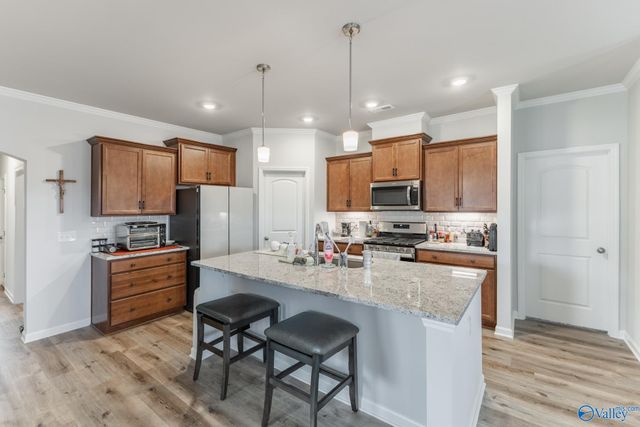 111 Ranna Drive, Huntsville, AL 35811