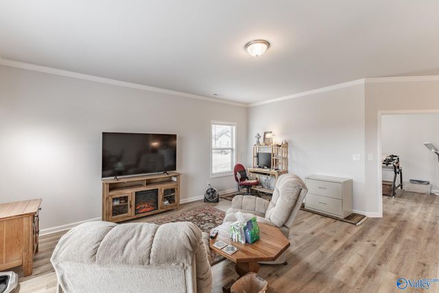 111 Ranna Drive, Huntsville, AL 35811