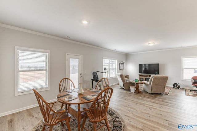 111 Ranna Drive, Huntsville, AL 35811