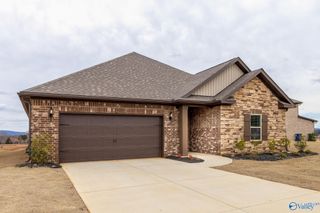 111 Ranna Drive, Huntsville, AL 35811