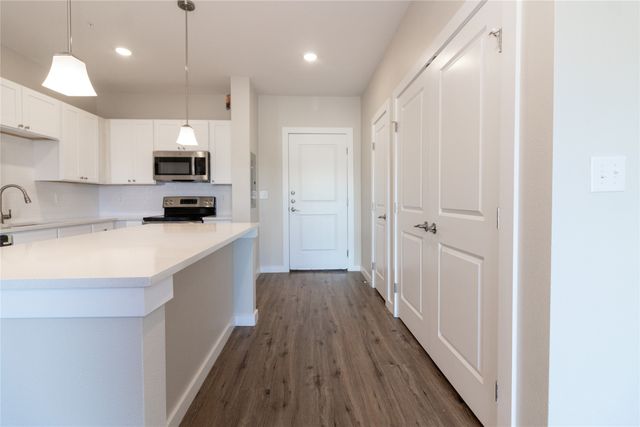 7149 Trail Lake Drive 54, Fort Worth, TX 76133