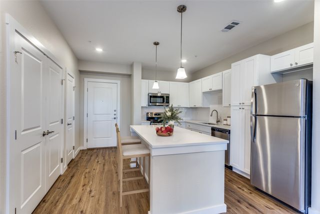 7149 Trail Lake Drive 54, Fort Worth, TX 76133