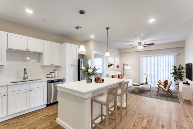 7149 Trail Lake Drive 54, Fort Worth, TX 76133