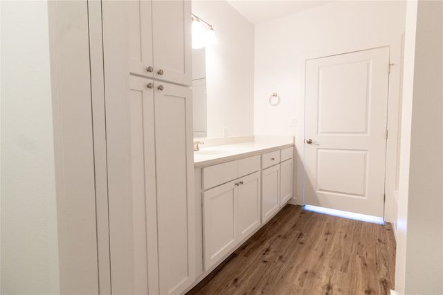 7149 Trail Lake Drive 54, Fort Worth, TX 76133