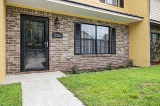 5727 Dewsbury Lane, North Charleston, SC 29418