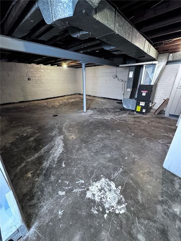 2308 Starkamp St, Brookline, PA 15226