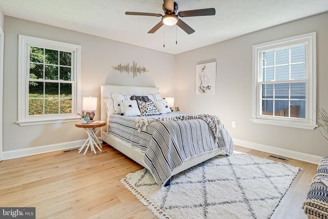 2202 NORLINDA AVE, Oxon Hill, MD 20745