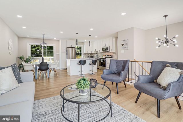 2202 NORLINDA AVE, Oxon Hill, MD 20745