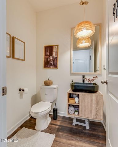 324 Glory Road, Kingsport, TN 37617