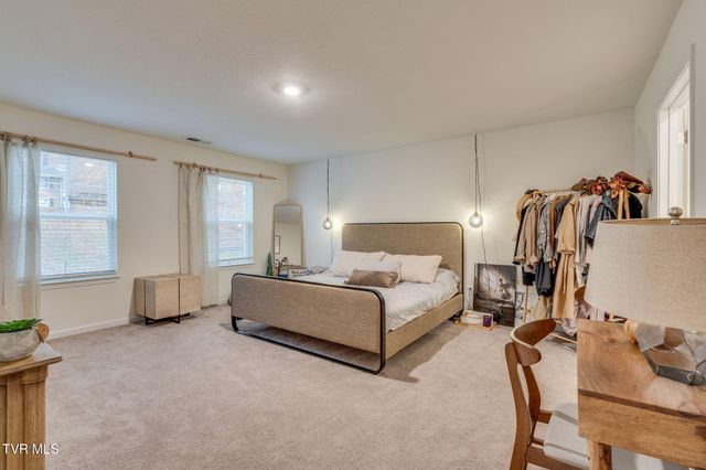 324 Glory Road, Kingsport, TN 37617